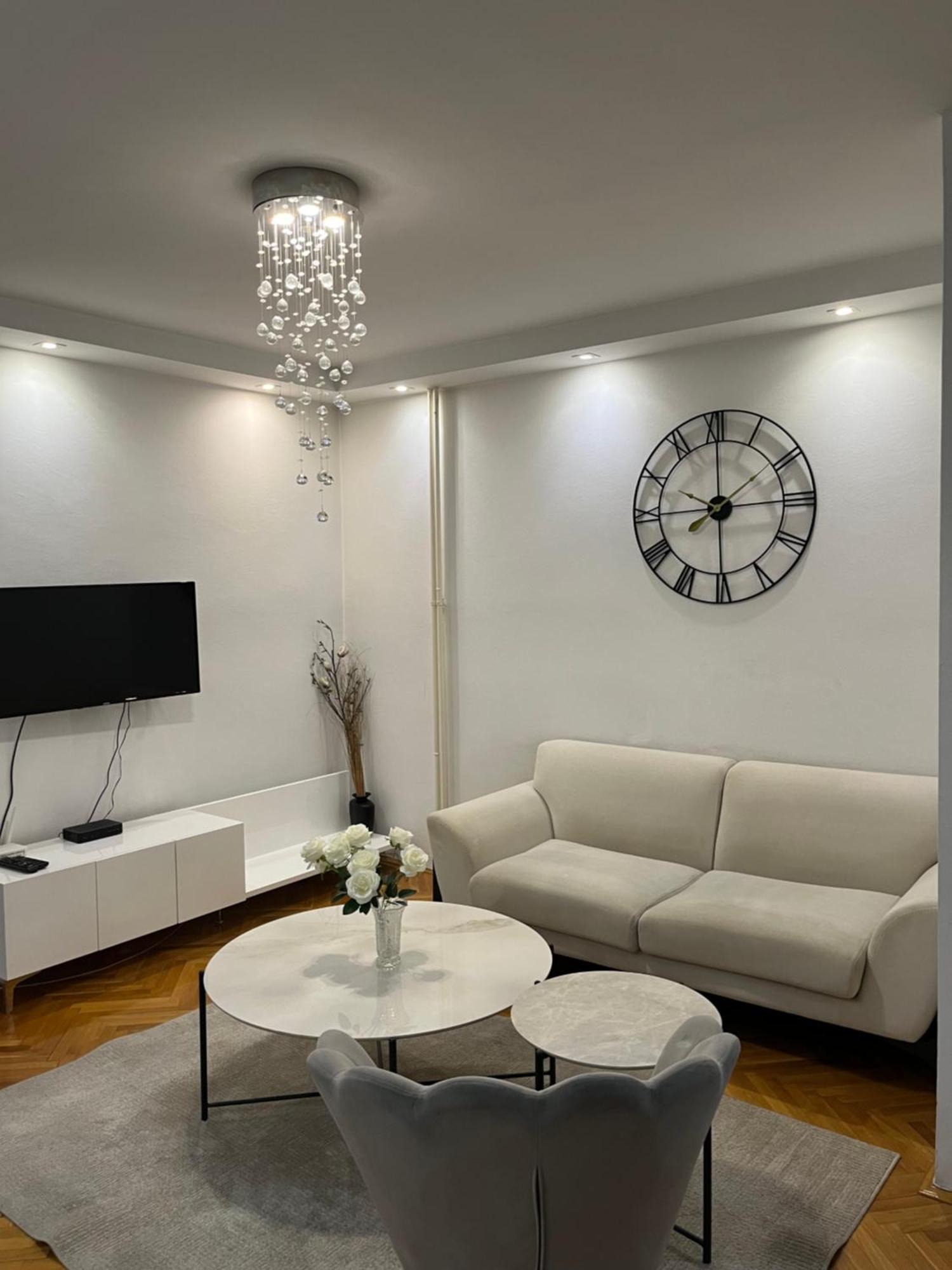 Ruby Luxury Central Apartment Skopie Exterior foto