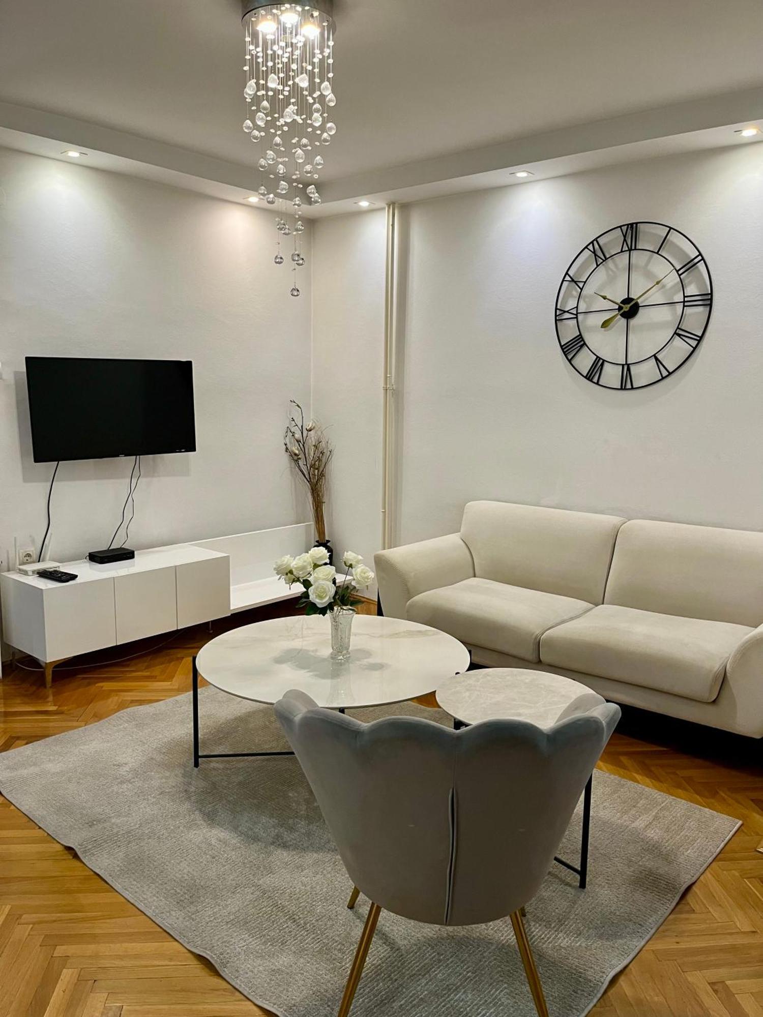 Ruby Luxury Central Apartment Skopie Exterior foto
